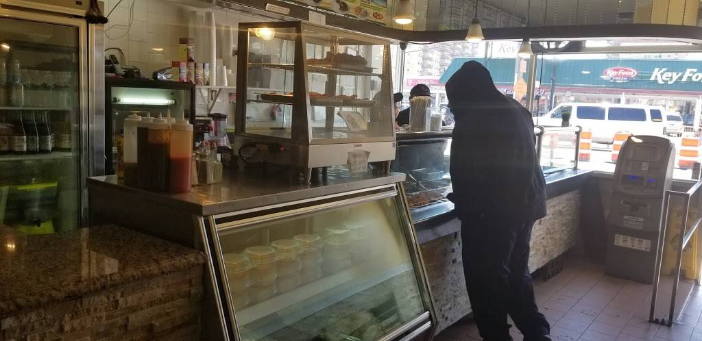 La Playa | restaurant | 87-16 Rockaway Beach Blvd, Far Rockaway, NY 11693, USA | 7183188435 OR +1 718-318-8435