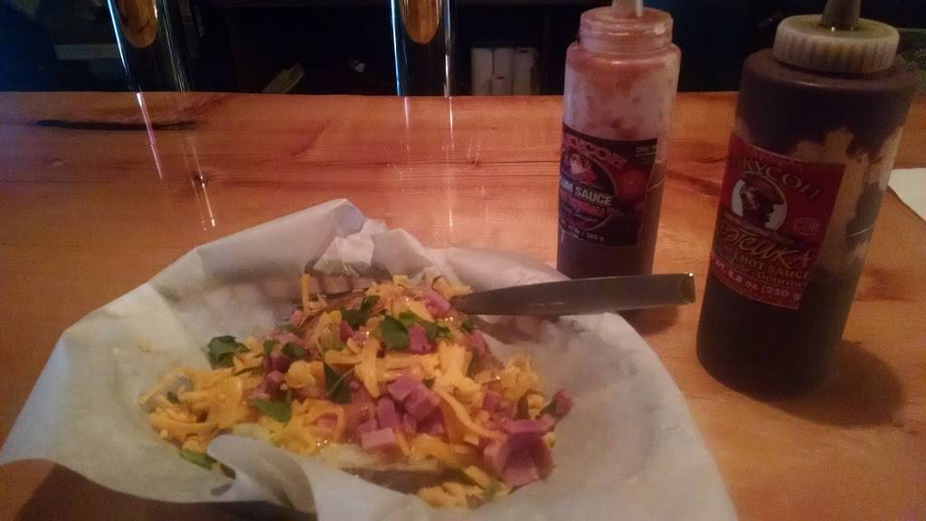 Korochka Tavern | restaurant | 12348 Lake City Way NE, Seattle, WA 98125, USA | 2064203142 OR +1 206-420-3142