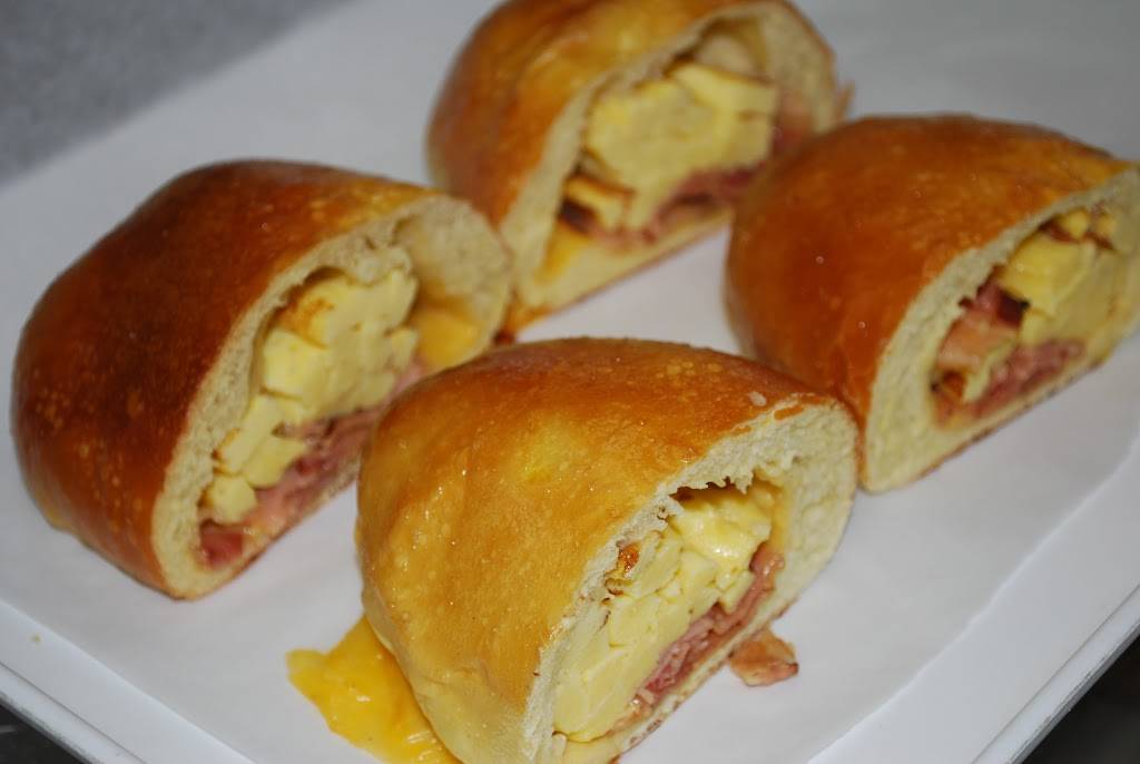 Martins Deli | restaurant | 328 Bassett Rd, Bay Village, OH 44140, USA | 4408711141 OR +1 440-871-1141