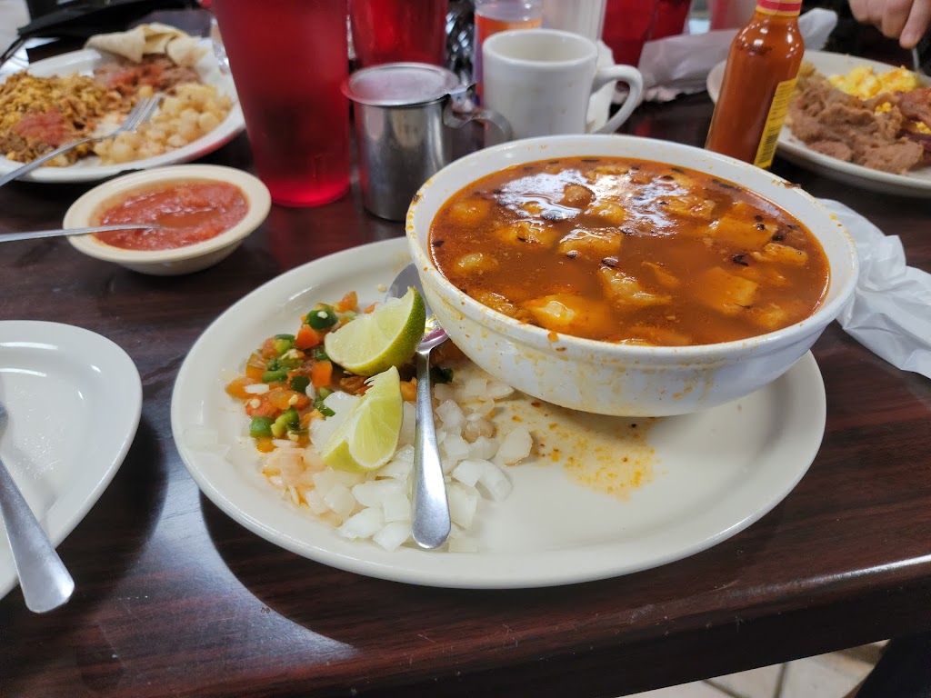 El Rancho Restaurant | restaurant | 206 N 77 Sunshine Strip, Harlingen, TX 78550, USA | 9564129291 OR +1 956-412-9291