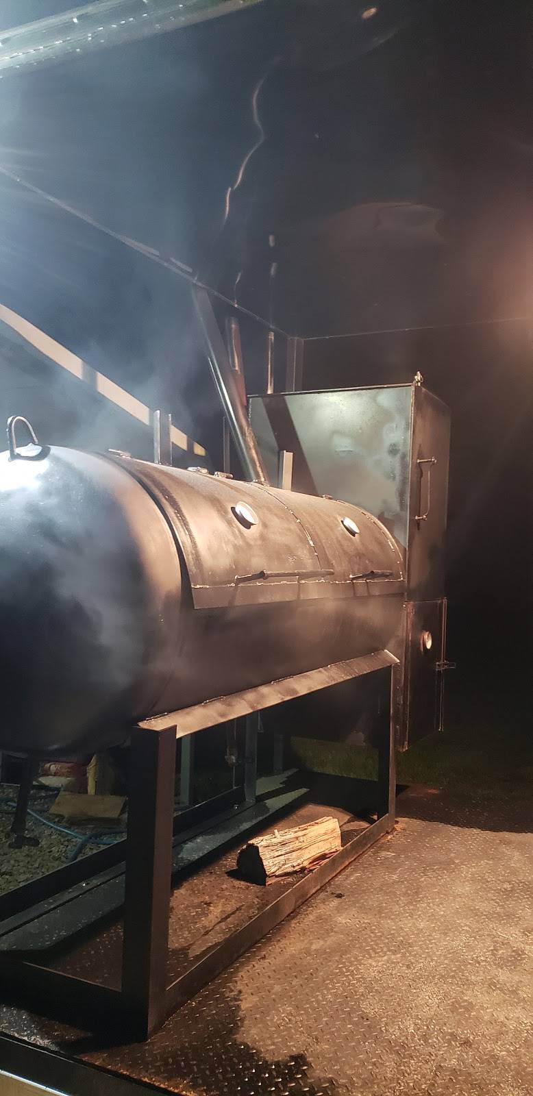 Hilljack Grill & Bbq LLC | restaurant | 213 Indiana Ave, Oolitic, IN 47451, USA | 8122784001 OR +1 812-278-4001