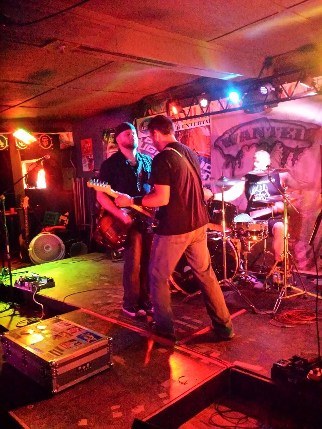 Granville Tavern | night club | 8676 PA-514, Granville Summit, PA 16926, USA | 5703645000 OR +1 570-364-5000