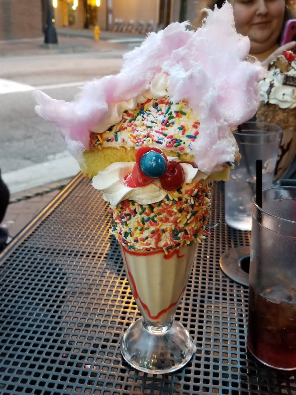 Small Batch | restaurant | 237 W 5th St, Winston-Salem, NC 27101, USA | 3368936395 OR +1 336-893-6395