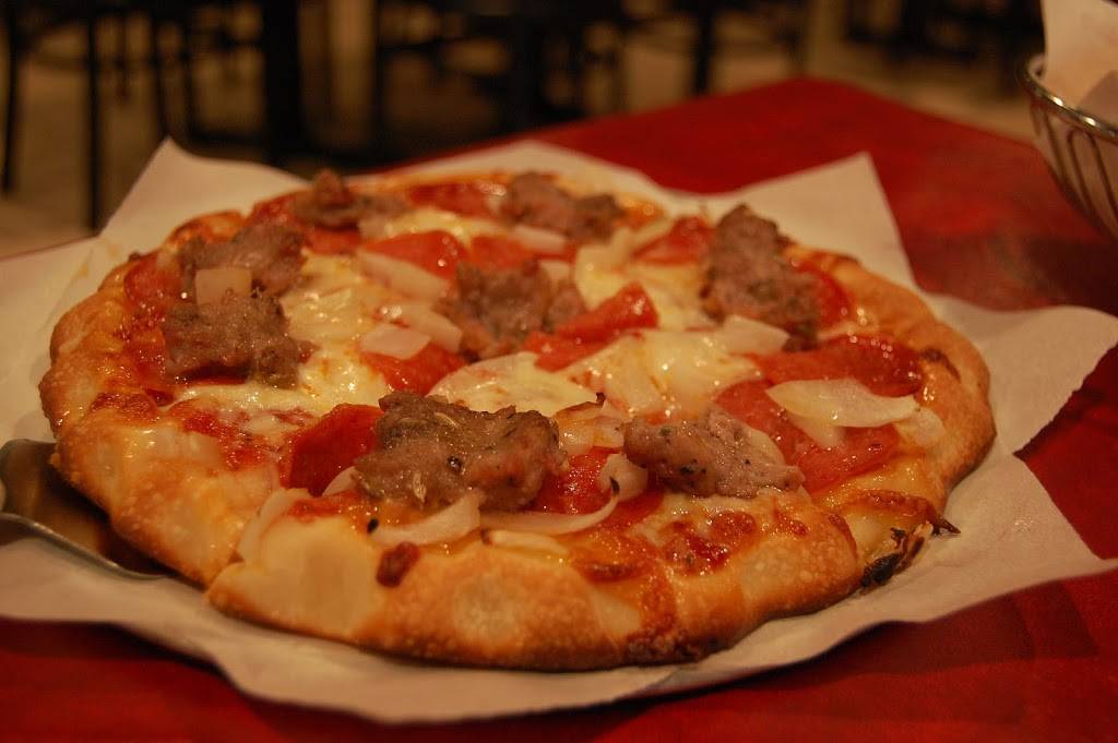 Dominics Santos | restaurant | 21467 Lorain Rd, Cleveland, OH 44126, USA | 4403337437 OR +1 440-333-7437