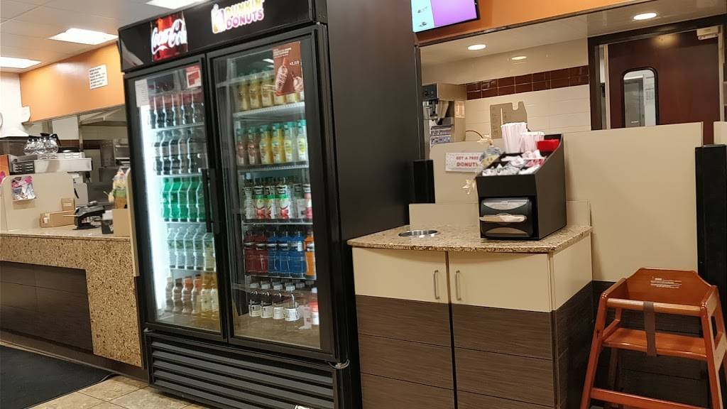 Dunkin | bakery | 122 Pearl St, Essex Junction, VT 05452, USA | 8028797466 OR +1 802-879-7466