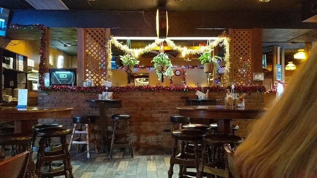 The Other Place | restaurant | 821 W Bremer Ave, Waverly, IA 50677, USA | 3193524742 OR +1 319-352-4742