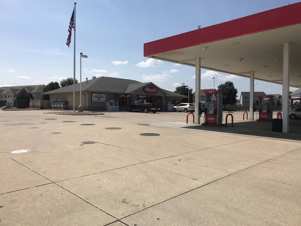 Kum & Go | meal takeaway | 1910 SW White Birch Cir, Ankeny, IA 50023, USA | 5152890874 OR +1 515-289-0874