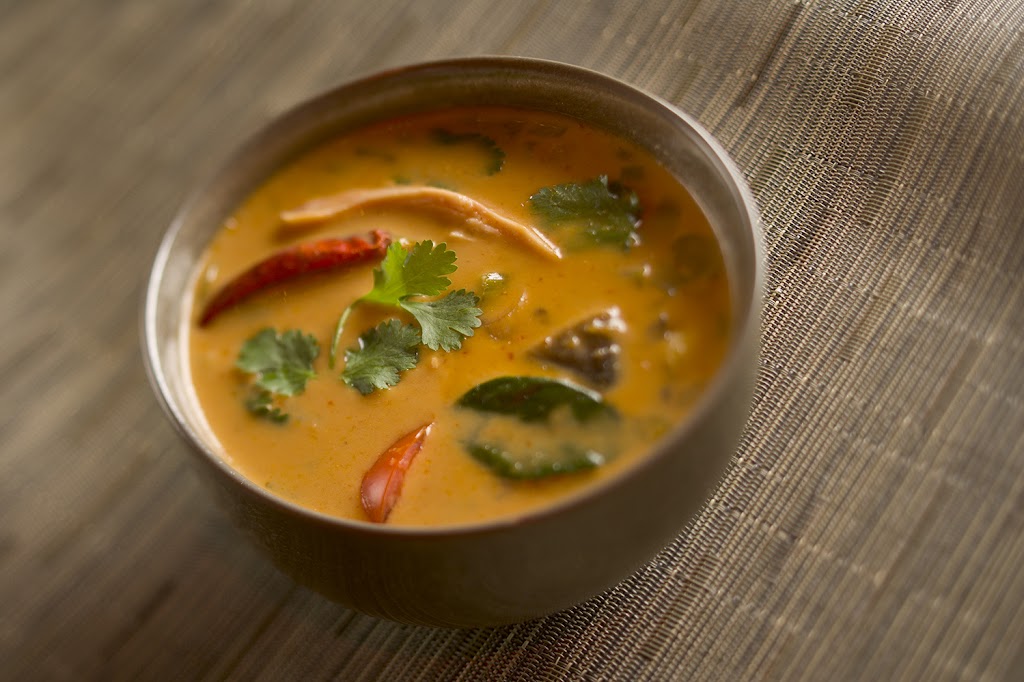 Lotus Root Kitchen + Market + Catering | restaurant | 618 Clinton St, Ridgway, CO 81432, USA | 9706268705 OR +1 970-626-8705