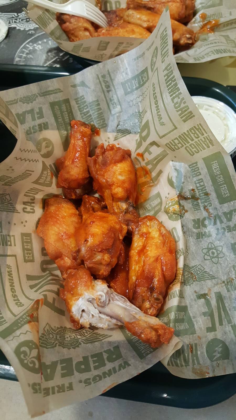 Wingstop | restaurant | 10435 Indianapolis Blvd b, Highland, IN 46322, USA | 2199249464 OR +1 219-924-9464