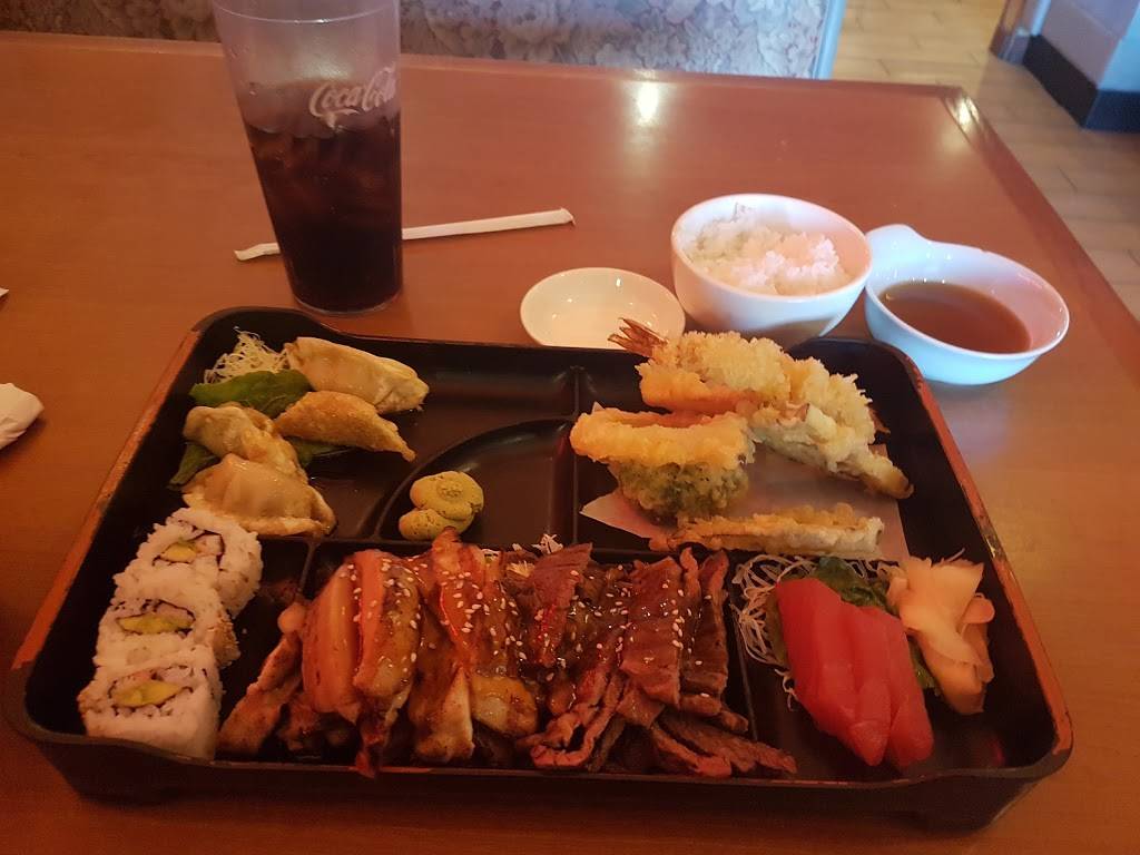 Yoshino Sushi | night club | 296 Hegenberger Rd, Oakland, CA 94621, USA | 5104302552 OR +1 510-430-2552