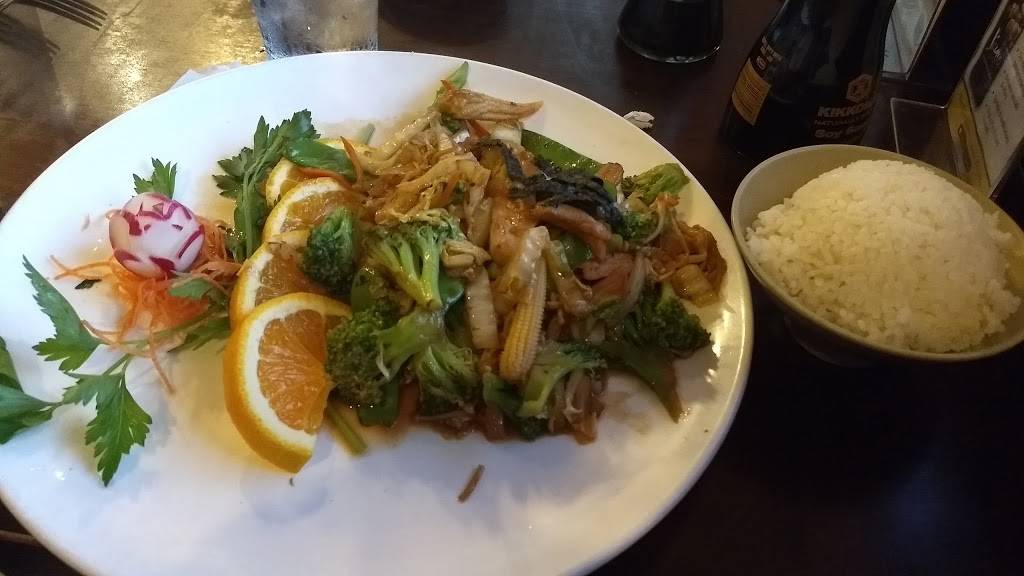 Kumo | restaurant | 218 Skiff St, Hamden, CT 06517, USA | 2032813166 OR +1 203-281-3166