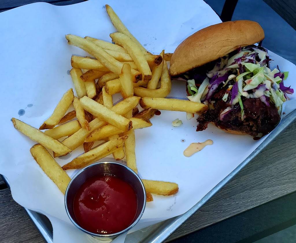 Tucked Away Craft Kitchen & Bar | restaurant | 3630 E Southern Ave b106, Mesa, AZ 85206, USA | 4805505577 OR +1 480-550-5577