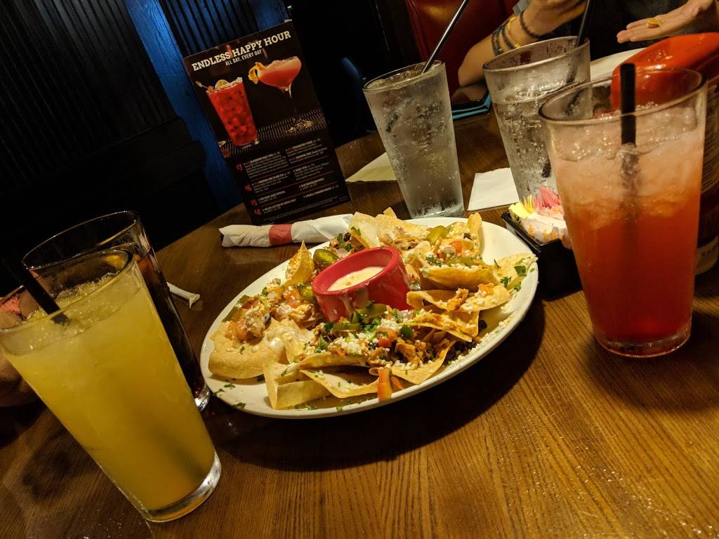 TGI Fridays | restaurant | 716 Sunrise Hwy, Rockville Centre, NY 11570, USA | 5165949074 OR +1 516-594-9074