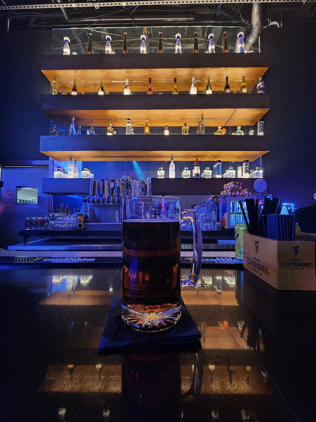 La Divina Cocina y Cantina | night club | 1900 Main St suite 101, San Diego, CA 92113, USA | 6193105444 OR +1 619-310-5444