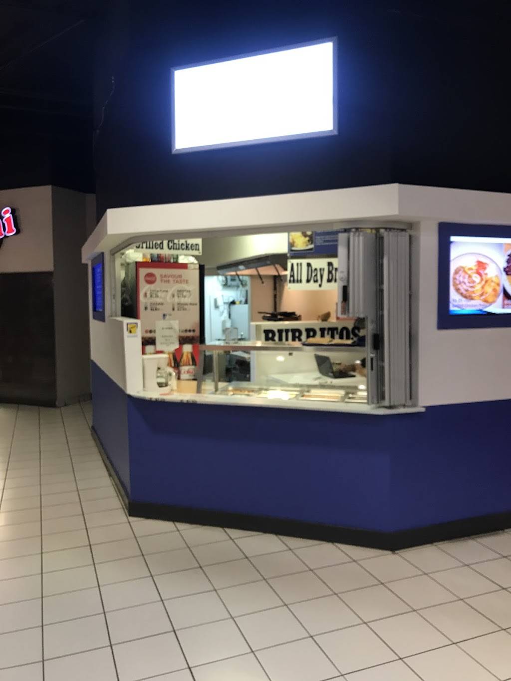 Pupusa Xpress | restaurant | 1700 Wilson Ave, North York, ON M3L 1B2, Canada | 4162412727 OR +1 416-241-2727