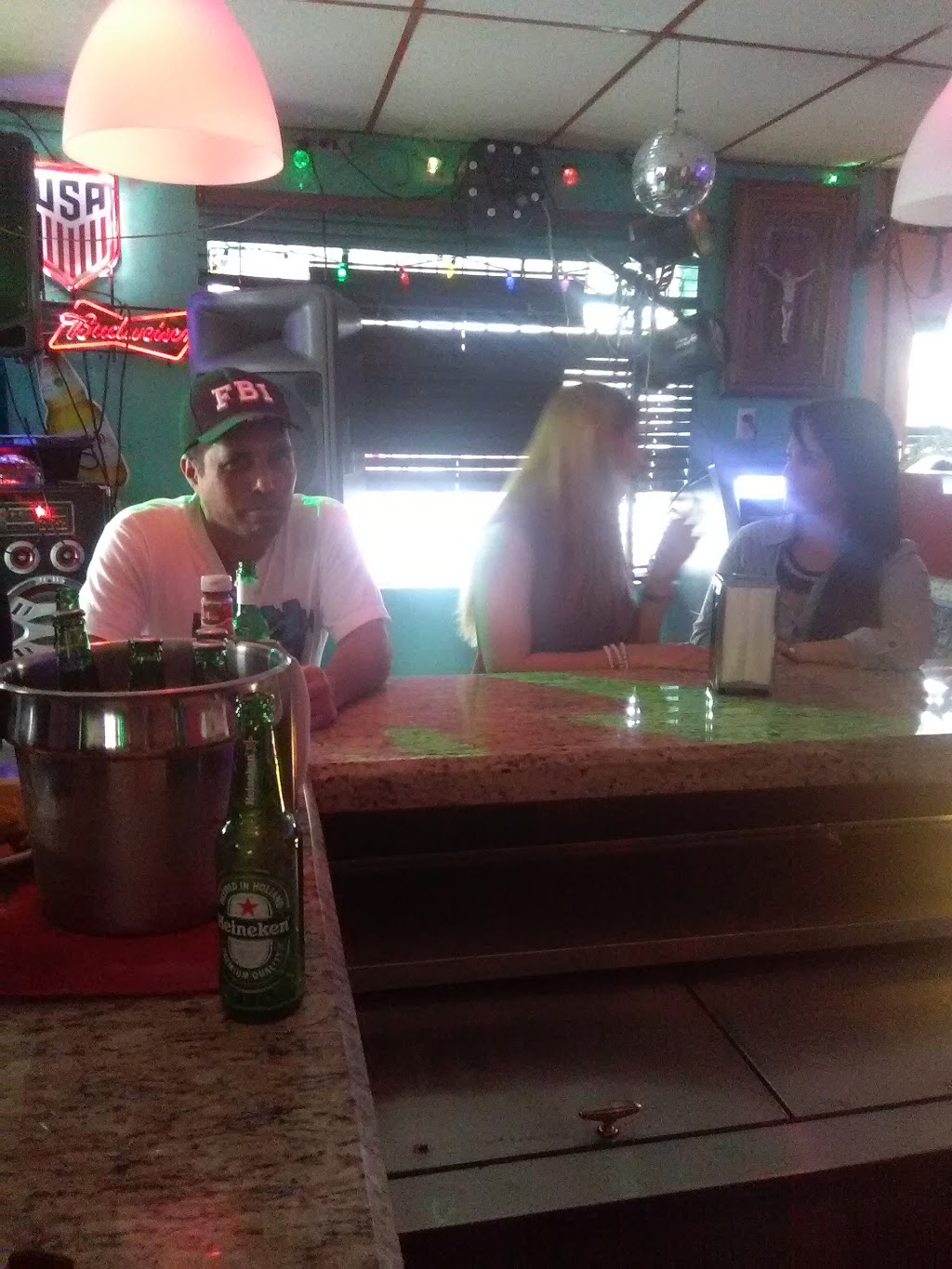 Rainbow Restaurant | restaurant | 1898 W 8th Ave, Hialeah, FL 33010, USA | 7867778650 OR +1 786-777-8650