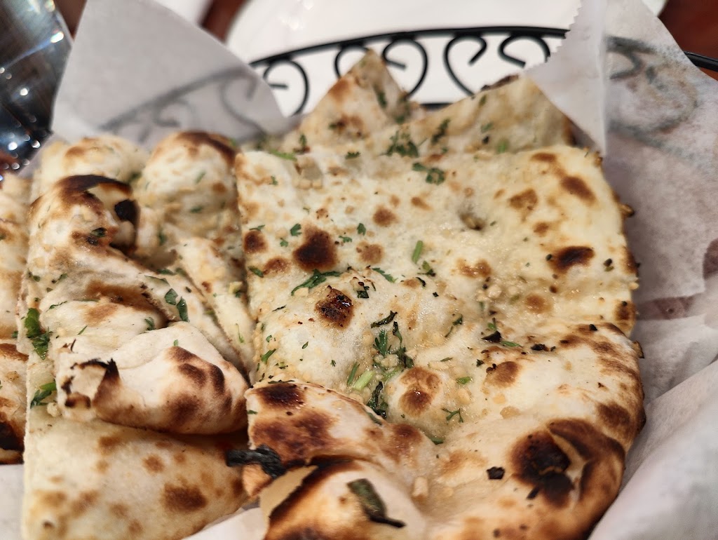 India Oven | restaurant | 11825 Willow Creek Dr, Auburn, CA 95603, USA | 5305372000 OR +1 530-537-2000