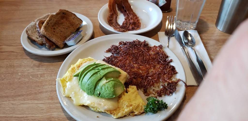 Spires Restaurant | restaurant | 4309, 22327 S Wilmington Ave, Carson, CA 90745, USA | 3108308170 OR +1 310-830-8170