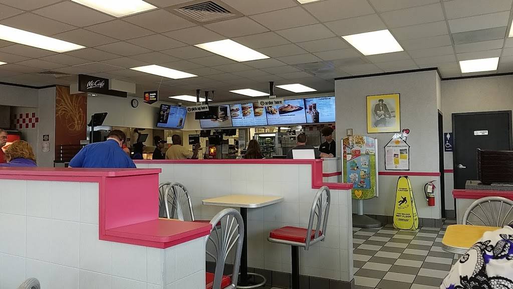 McDonalds | cafe | 1701 Carl D. Silver Parkway, Fredericksburg, VA 22401, USA | 5405481587 OR +1 540-548-1587