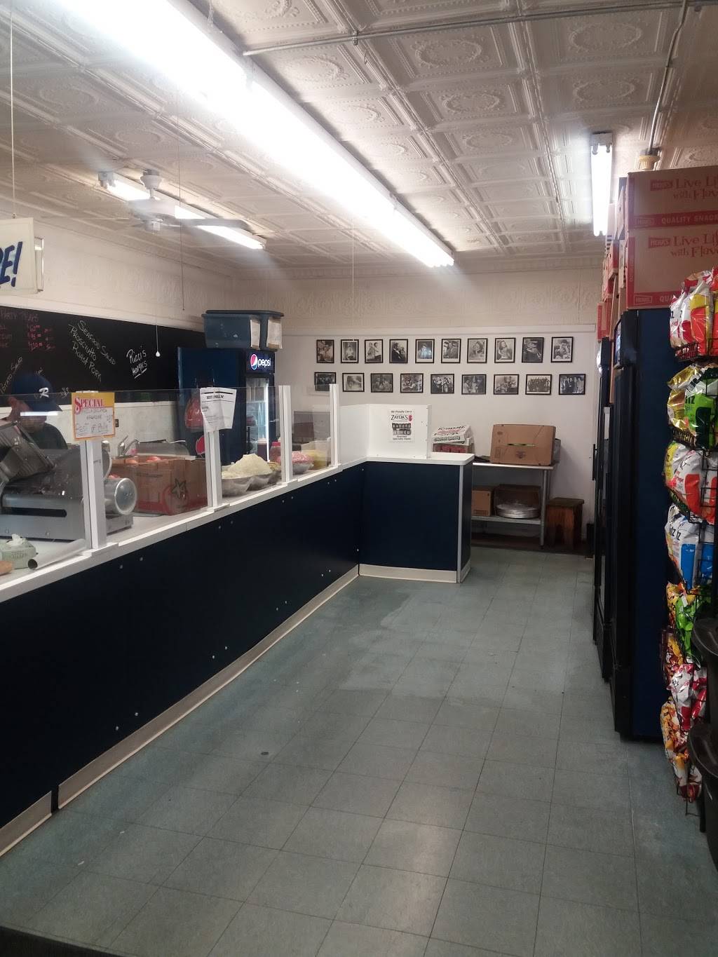 Riccis Hoagies | restaurant | 1165 S 11th St, Philadelphia, PA 19147, USA | 2153346910 OR +1 215-334-6910