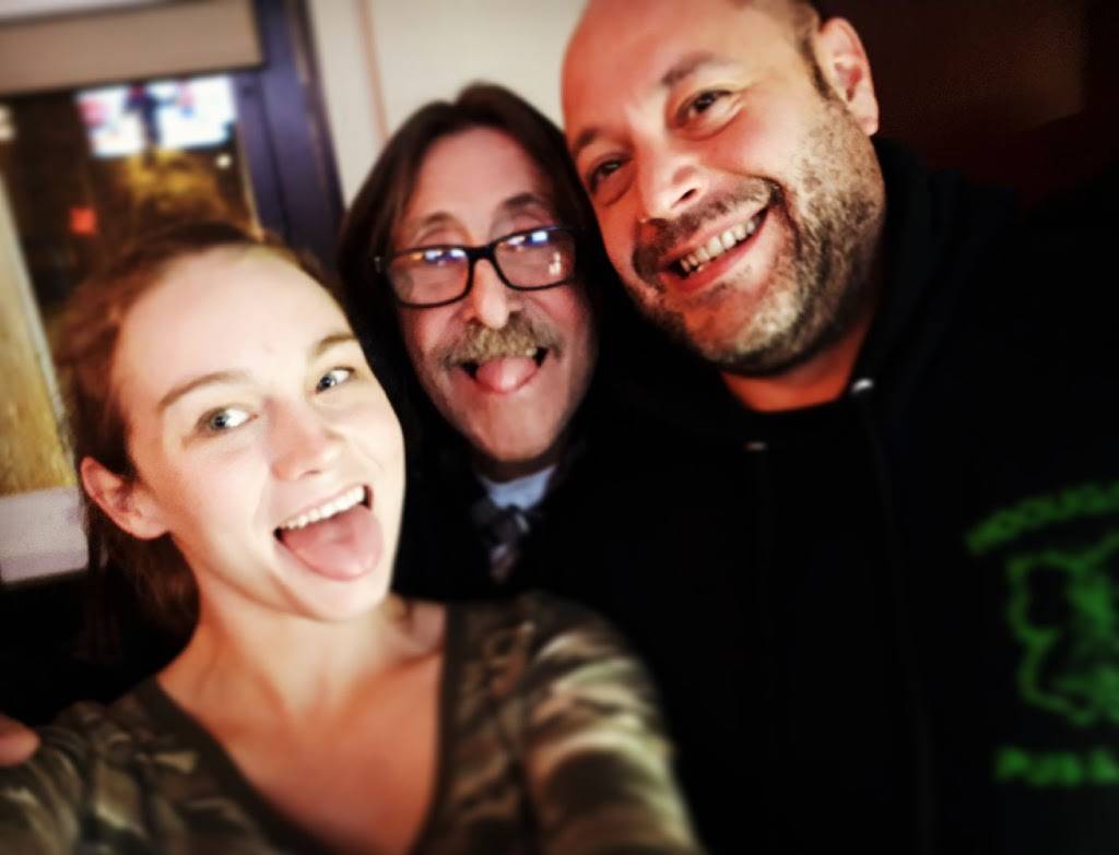 Pillette Pub Sports Bar & Grill | restaurant | 899 Pillette Rd, Windsor, ON N8Y 3B4, Canada | 5198009015 OR +1 519-800-9015