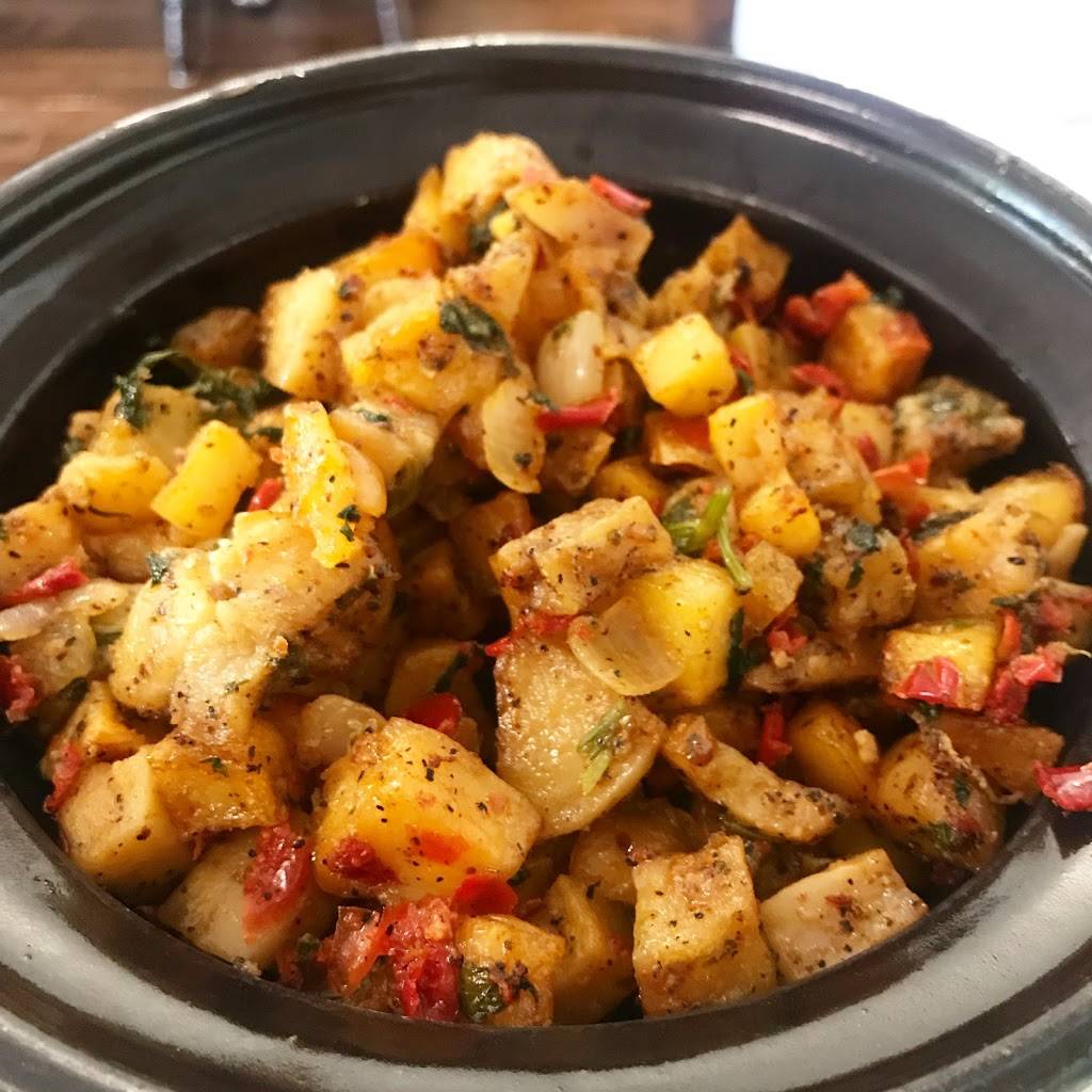 Zezafoun Syrian Cuisine | restaurant | 4 Manor Rd E, Toronto, ON M4S 1P8, Canada | 4163227707 OR +1 416-322-7707