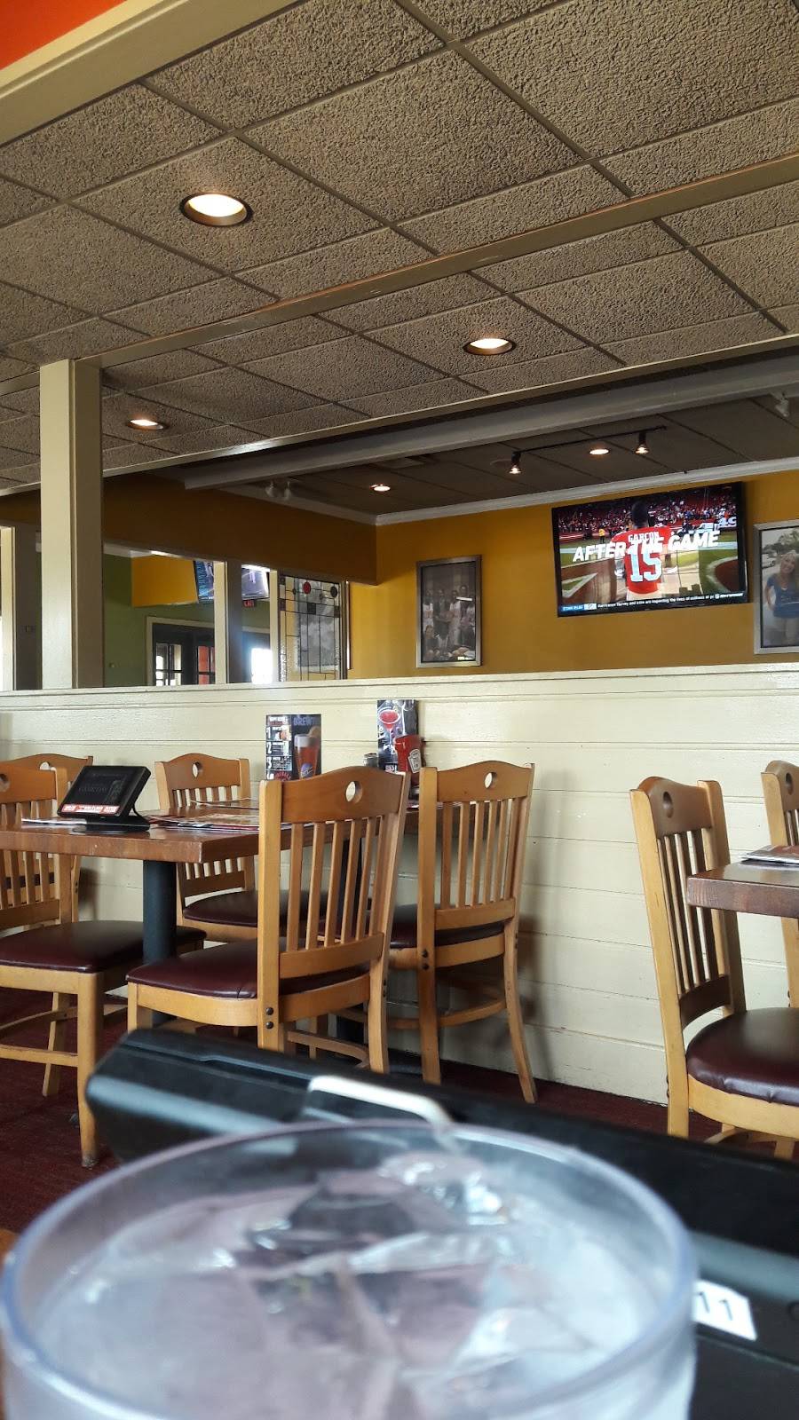 Applebees Grill + Bar | restaurant | 12740 Southwest Fwy, Stafford, TX 77477, USA | 2812651415 OR +1 281-265-1415