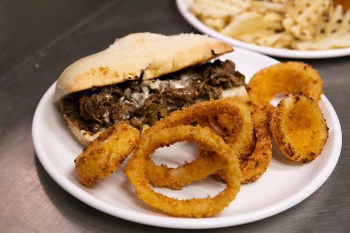 Legacy Lanes | night club | 901 N Birch St, Monticello, IA 52310, USA | 3194655077 OR +1 319-465-5077