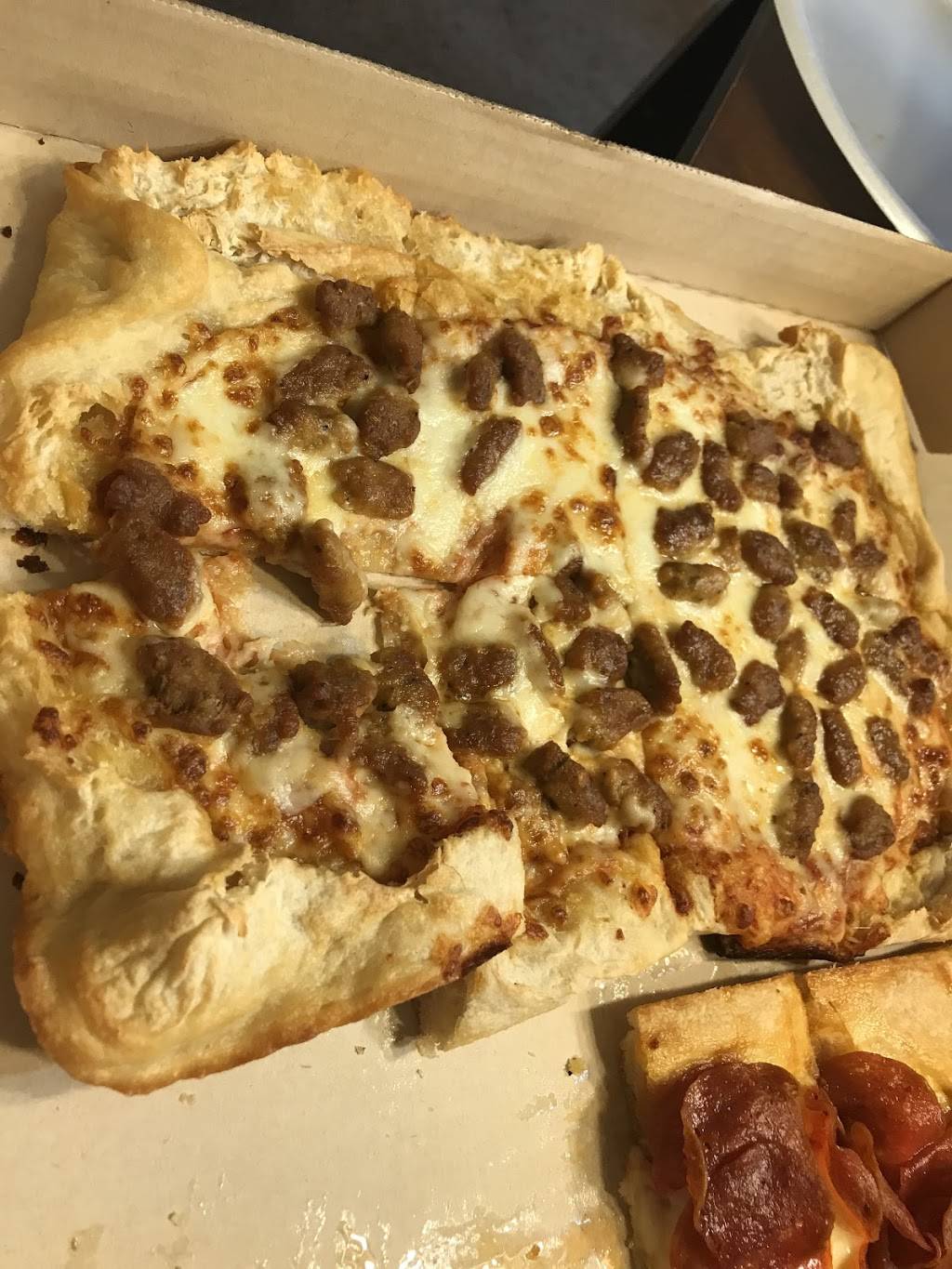 Pizza Hut | restaurant | 1909 Milton Rd, Charlotte, NC 28215, USA | 7045350694 OR +1 704-535-0694