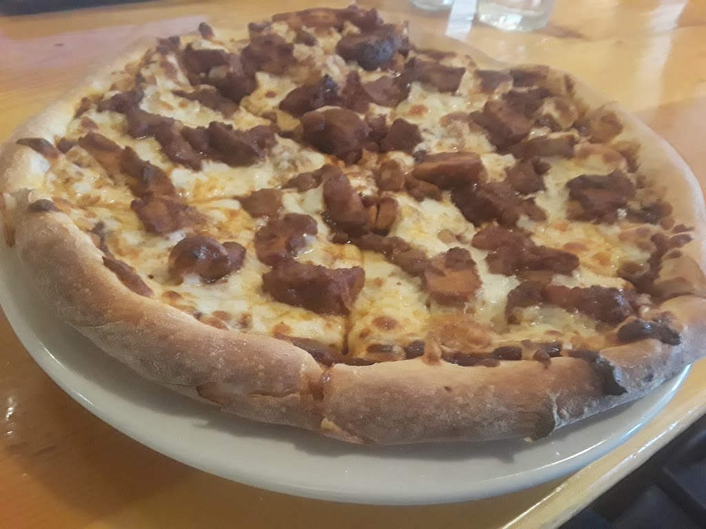 The Songbear | restaurant | 8881 Grand Ave, Beulah, CO 81023, USA | 7198220284 OR +1 719-822-0284