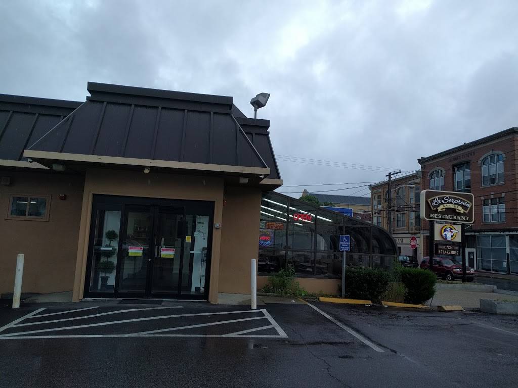 La Sorpresa Bakery | restaurant | 723 Broad St, Central Falls, RI 02863, USA | 4014750099 OR +1 401-475-0099