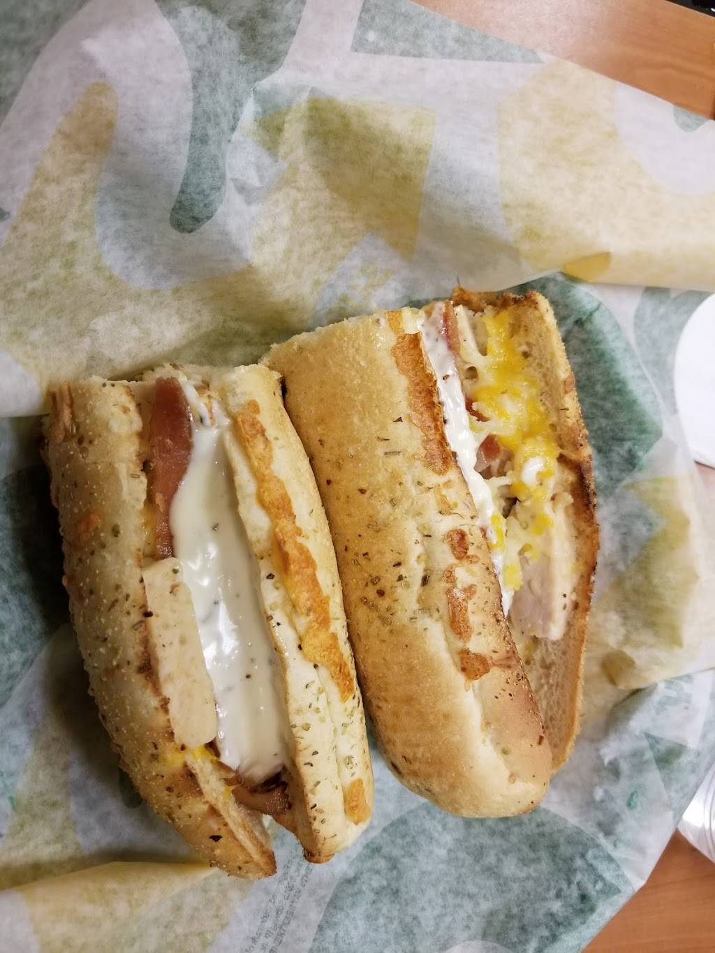 Subway | restaurant | 15-B W Nuevo Rd, Perris, CA 92571, USA | 9519434943 OR +1 951-943-4943