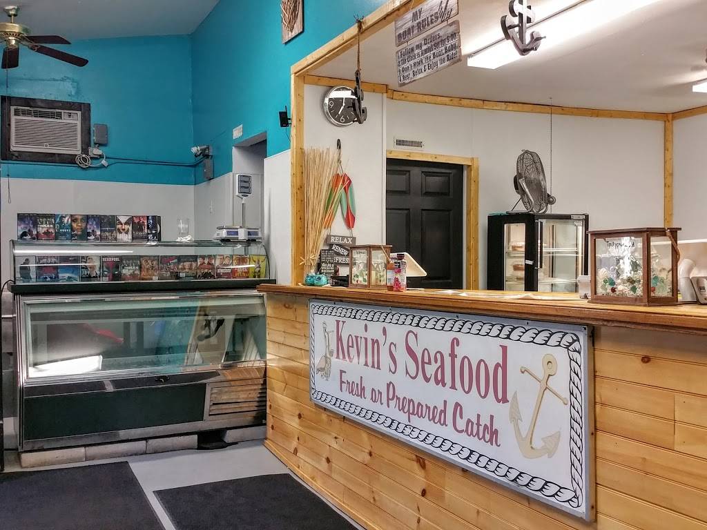 Kevins Seafood | restaurant | 17 Kimberly Ave, New Haven, CT 06519, USA | 2037760433 OR +1 203-776-0433