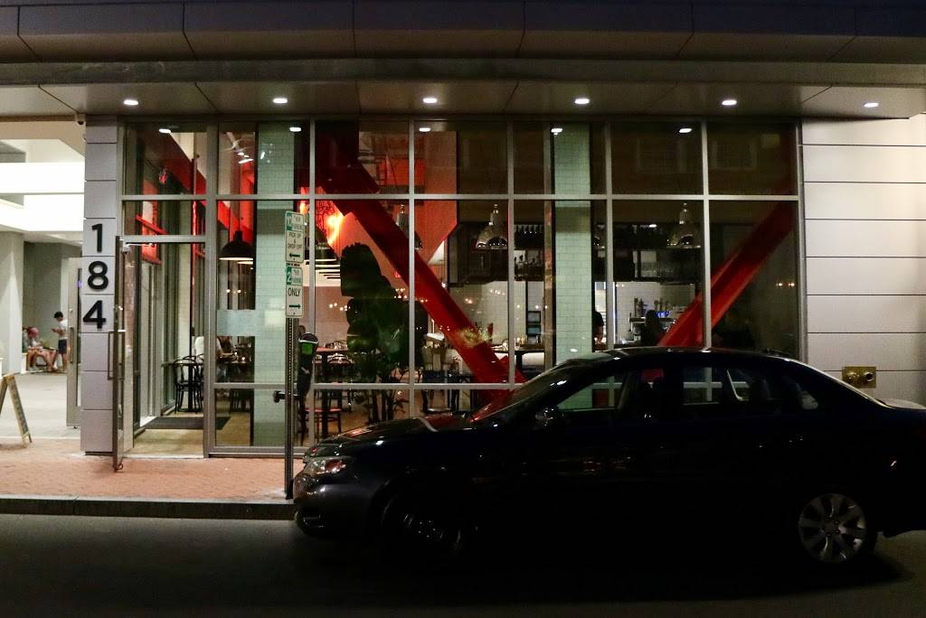 Flinders Lane Kitchen & Bar | restaurant | 184 Summer St, Stamford, CT 06901, USA | 2033233137 OR +1 203-323-3137