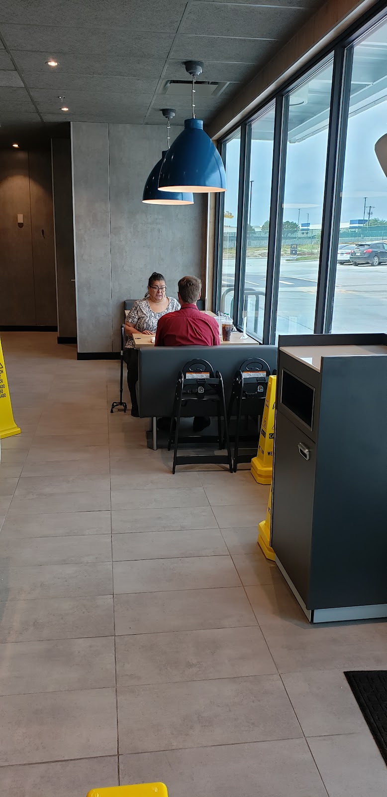 McDonalds | cafe | 16522 Nacogdoches Rd, San Antonio, TX 78233, USA | 2106500130 OR +1 210-650-0130