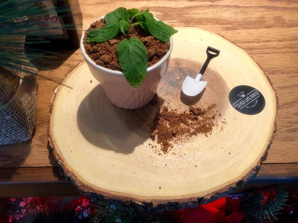 The SILVER LAKE HOUSE (by LEELA THAI) | restaurant | 1733 Silver Lake Blvd, Los Angeles, CA 90026, USA | 3236606100 OR +1 323-660-6100