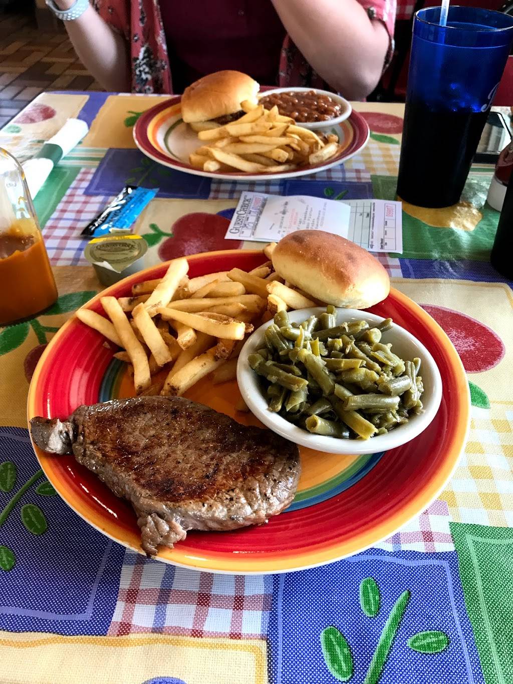 Hodgenville Grill | restaurant | 704 S Lincoln Blvd, Hodgenville, KY 42748, USA | 2703580053 OR +1 270-358-0053