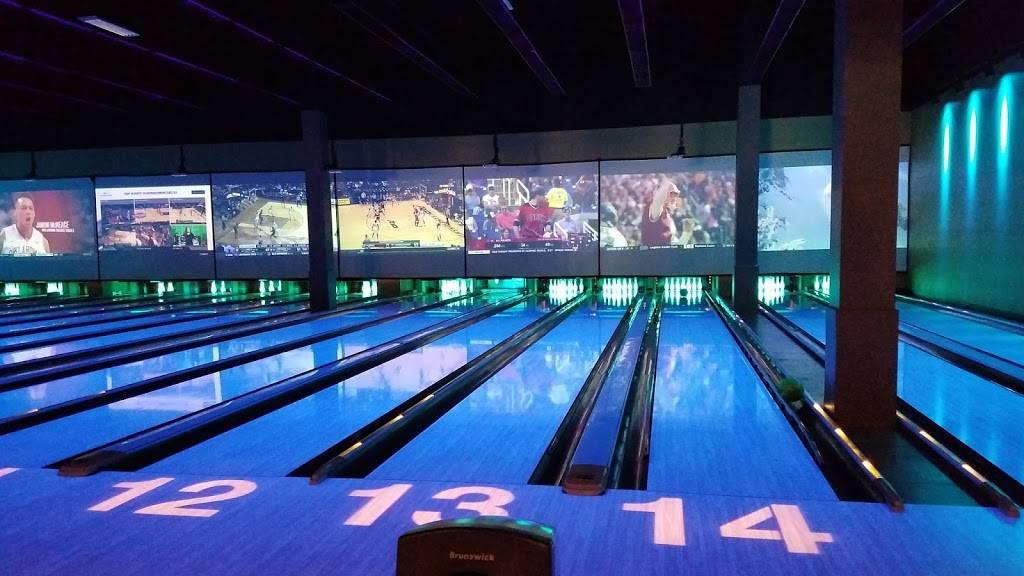 Main Event Stafford | restaurant | 12626 Fountain Lake Cir, Stafford, TX 77477, USA | 2813137200 OR +1 281-313-7200