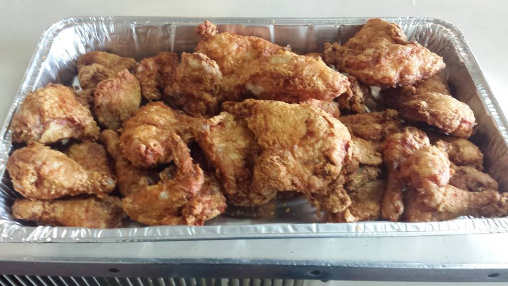 Mr. Chicken | restaurant | 26601 Plymouth Rd, Redford Charter Twp, MI 48239, USA | 3139379404 OR +1 313-937-9404