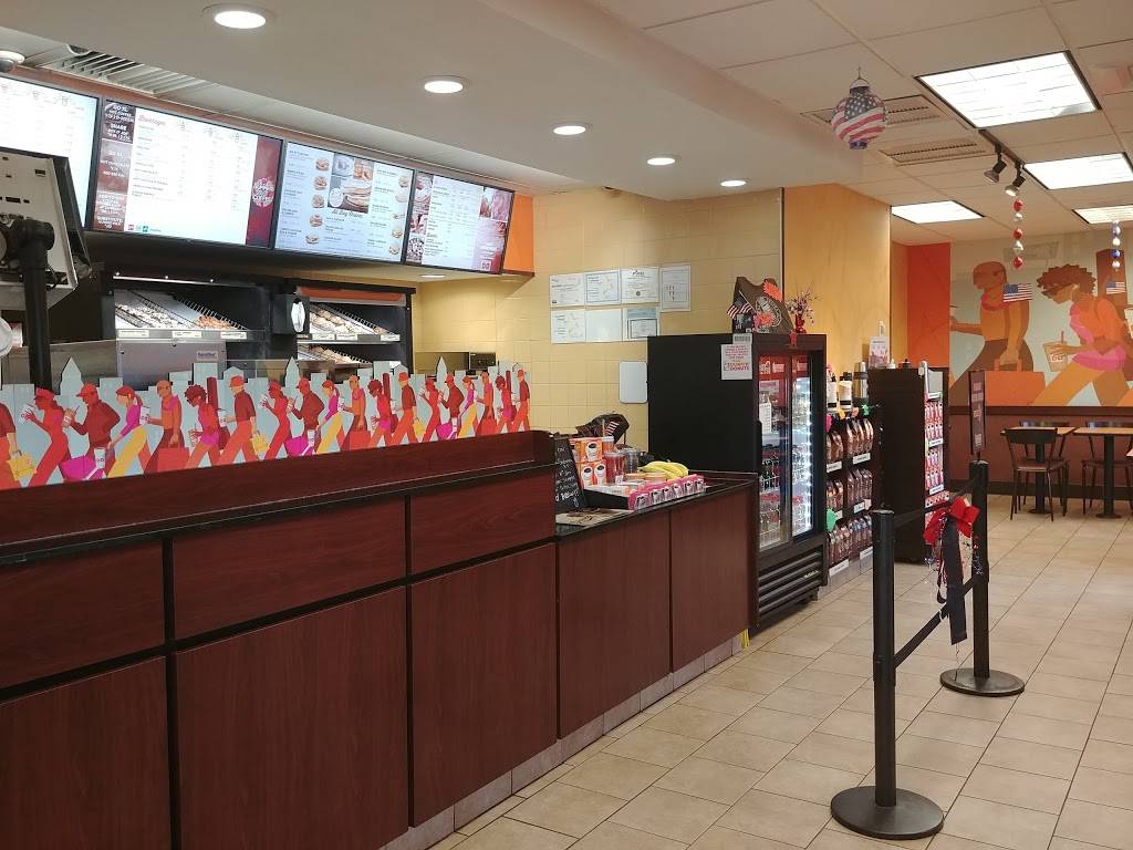 Dunkin | bakery | 4 Rainbow Rd, East Granby, CT 06026, USA | 8606530883 OR +1 860-653-0883