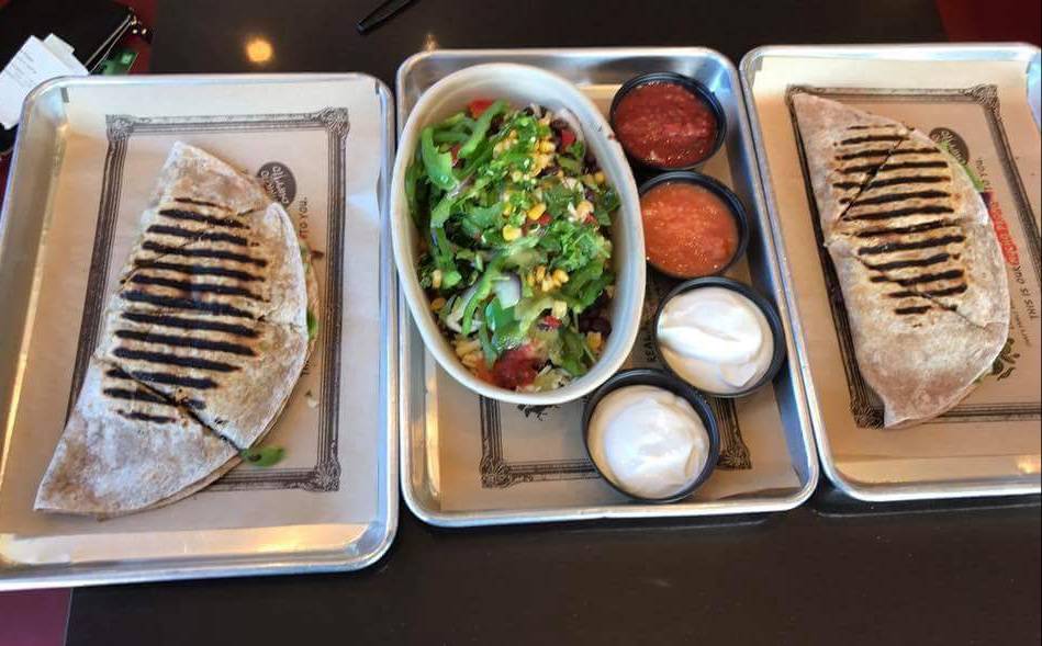 Mucho Burrito Fresh Mexican Grill | restaurant | 238 Ritson Rd N, Oshawa, ON L1G 1Z7, Canada | 9054042222 OR +1 905-404-2222