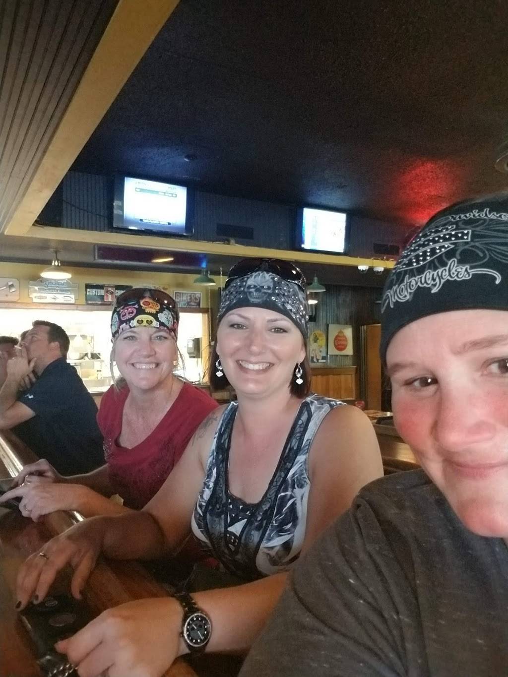 Thunder Roadhouse Cafe | restaurant | 900 W Memorial Rd, Oklahoma City, OK 73114, USA | 4057526073 OR +1 405-752-6073