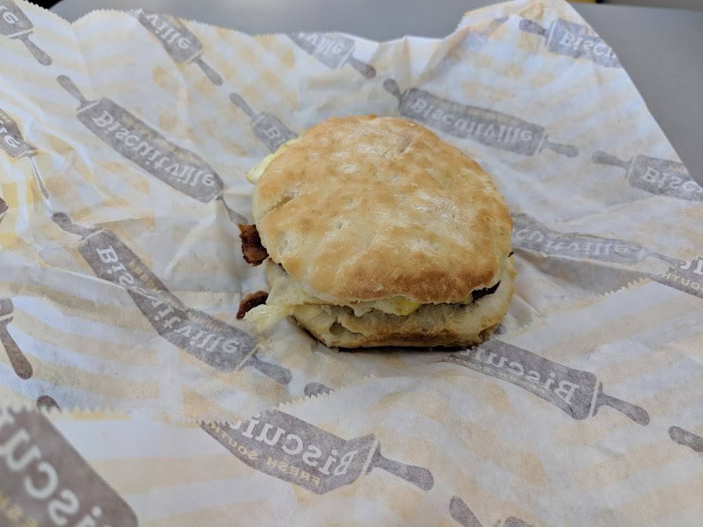 Biscuitville | cafe | 2311 Battleground Ave, Greensboro, NC 27408, USA | 3362885158 OR +1 336-288-5158