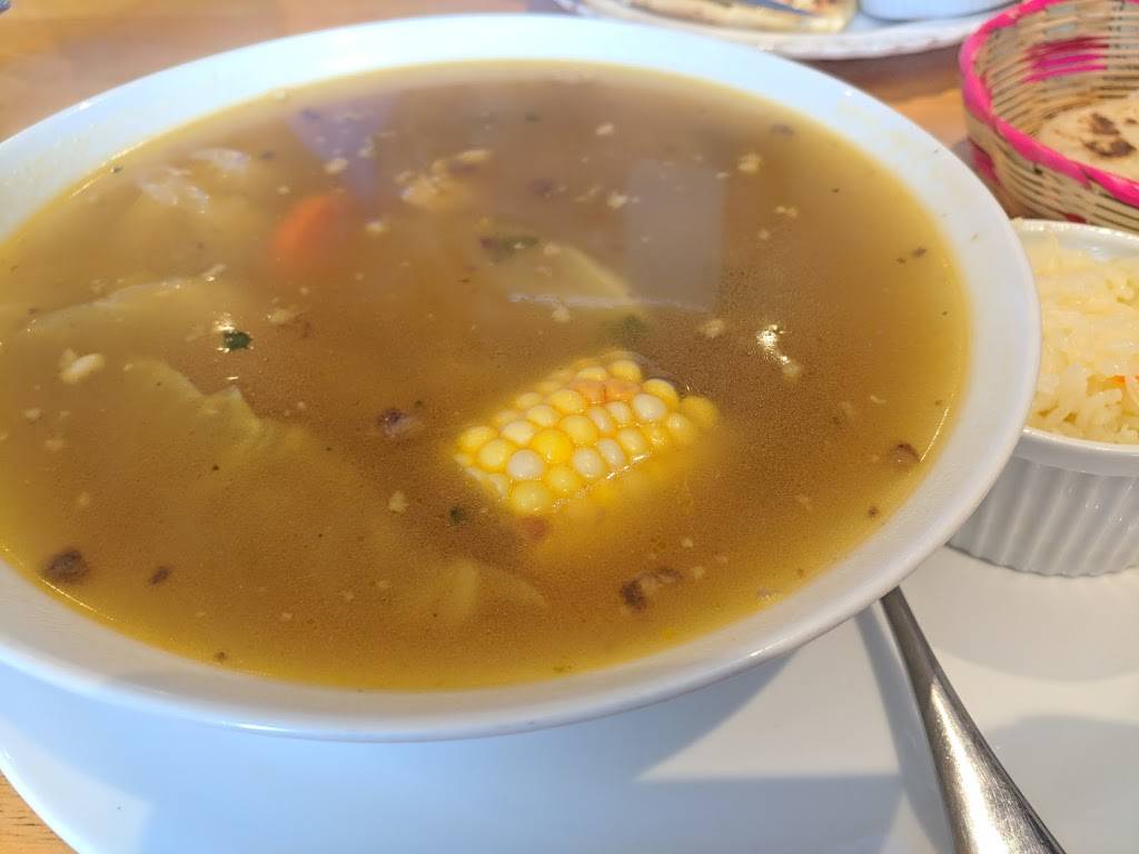 Bakery El Quetzal | restaurant | 2011 Lawrence Ave W #9, York, ON M9N 3V3, Canada | 4162454982 OR +1 416-245-4982