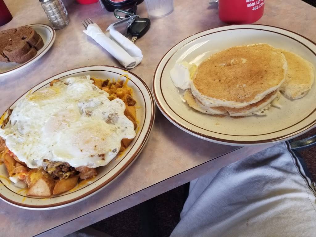 Billys Cafe | restaurant | 12025 Blondo St, Omaha, NE 68164, USA | 4024969864 OR +1 402-496-9864