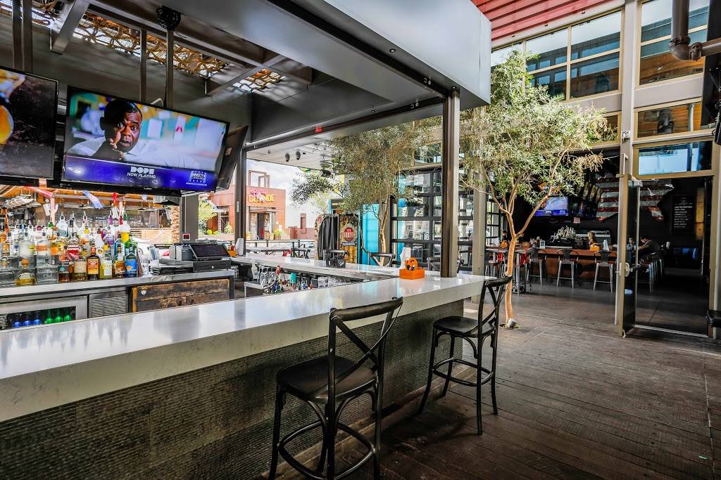 The District | restaurant | 7333 E Indian Plaza, Scottsdale, AZ 85251, USA | 4806640356 OR +1 480-664-0356