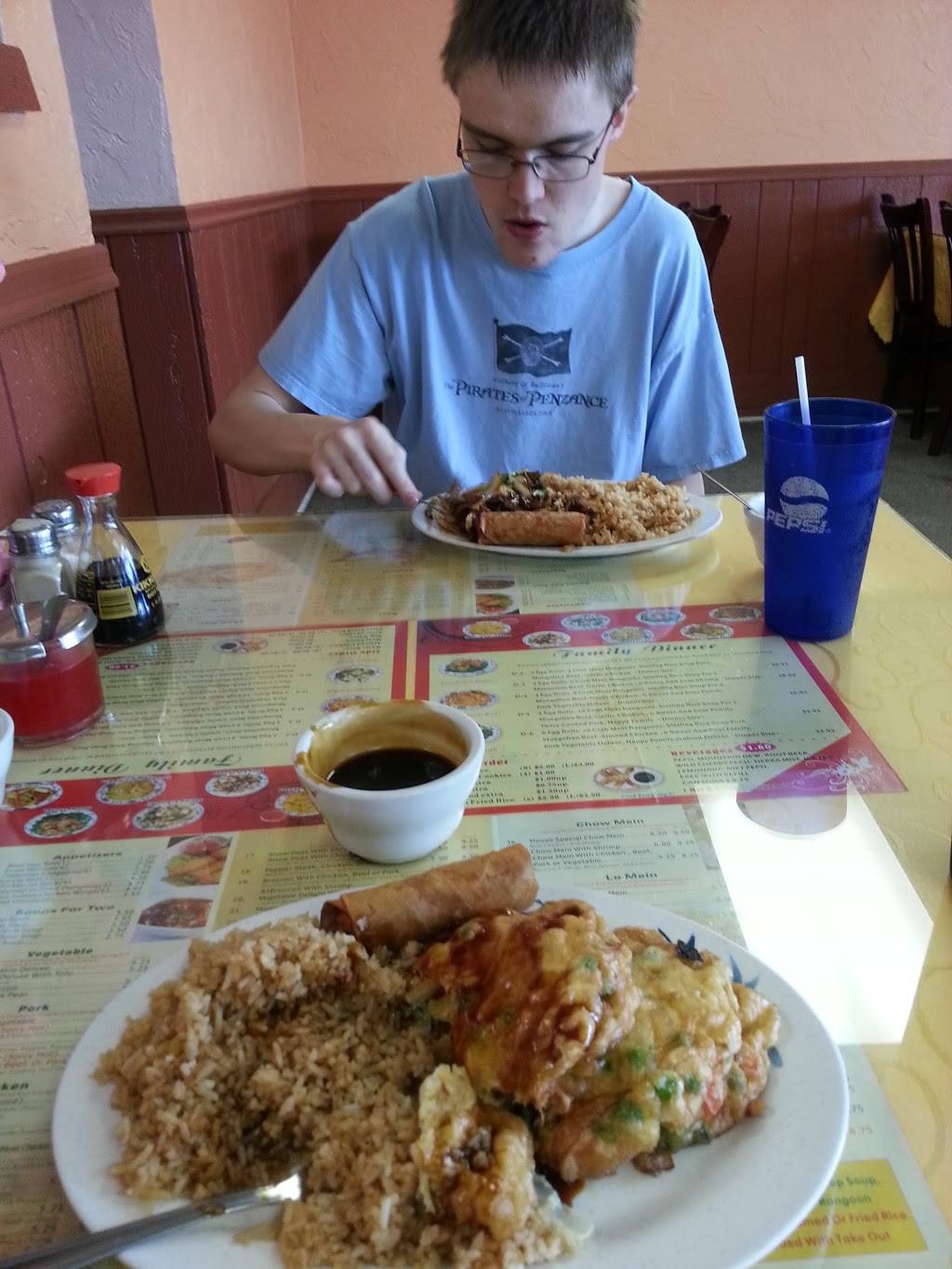 New Oriental Express | restaurant | 3011 18th Ave, Rock Island, IL 61201, USA | 3097886911 OR +1 309-788-6911