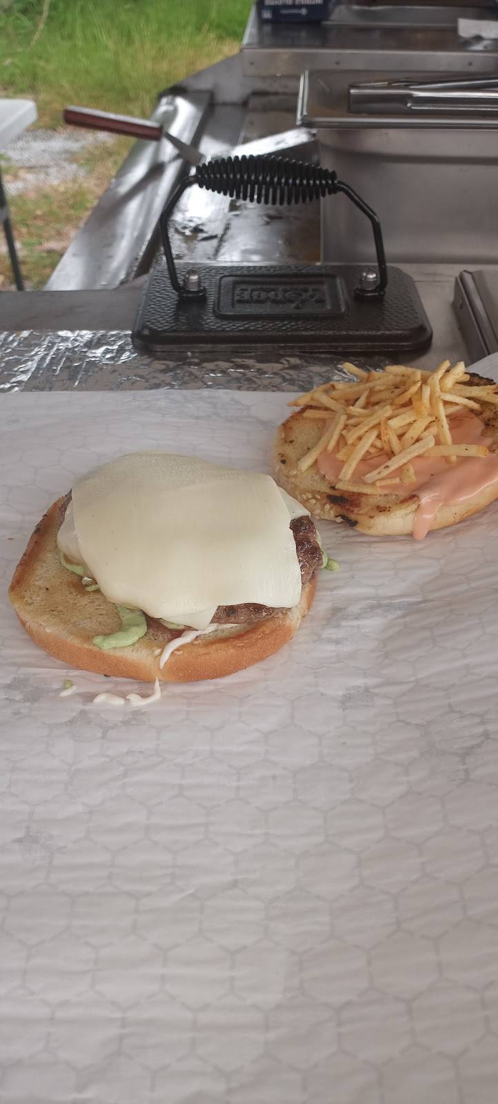 Cushty Burgers | restaurant | Jeep Trail, Davenport, FL 33837, USA | 4073603043 OR +1 407-360-3043