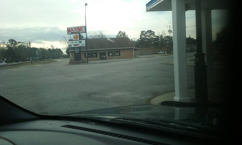 Maximes Restaurant | restaurant | 300 S Main St, Tabor City, NC 28463, USA | 9106534311 OR +1 910-653-4311