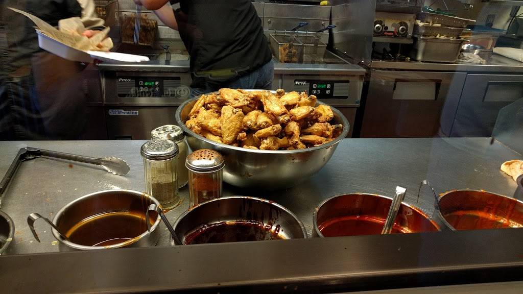 Wingstop | restaurant | 1661 Hollenbeck Ave B, Sunnyvale, CA 94087, USA | 4087339464 OR +1 408-733-9464